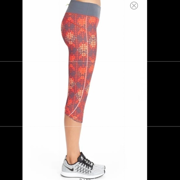 Zella Red Blaze Run Geo Print Leggings Size M - Picture 3 of 16